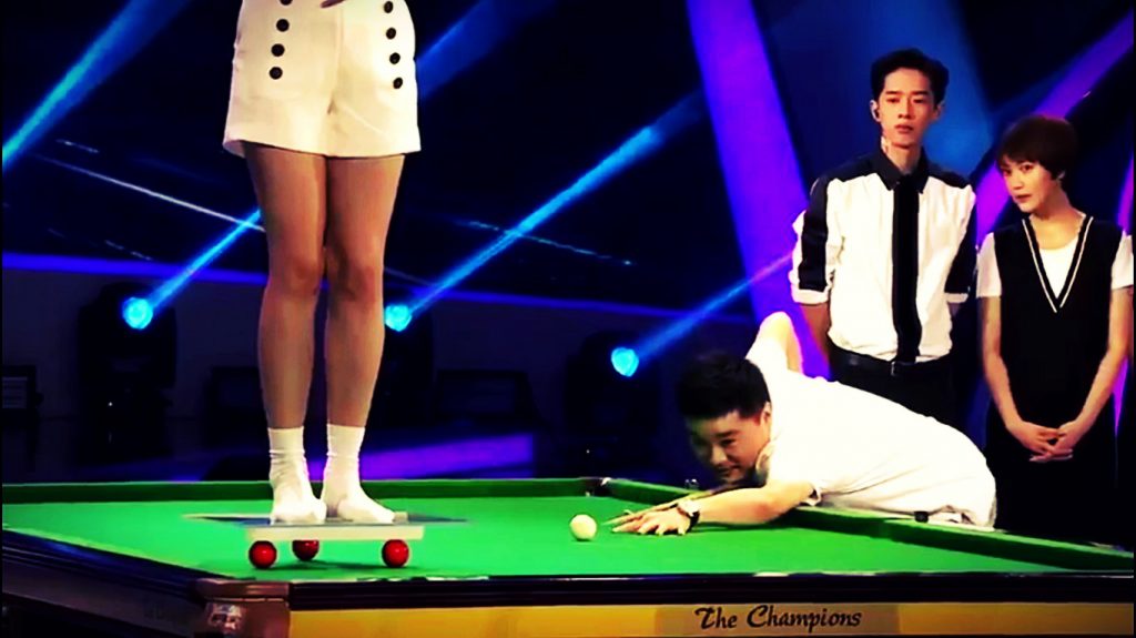 Cute Chinese Girl Snooker Trick Shot | ft. Ding Junhui & Mark Selby